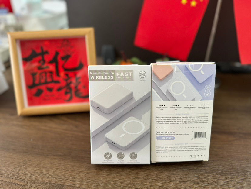 5000mAh Magnetic Wireless Power Bank